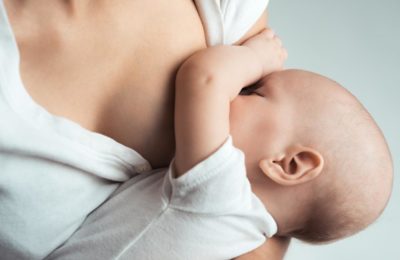 Naturalne karmienie niemowlęcia